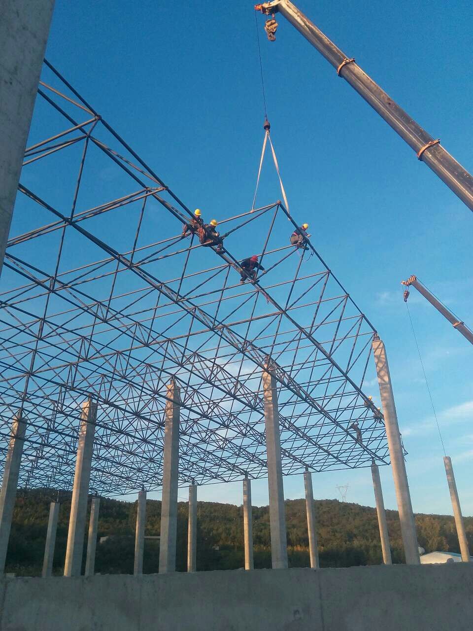 乐陵汪清物流园网架