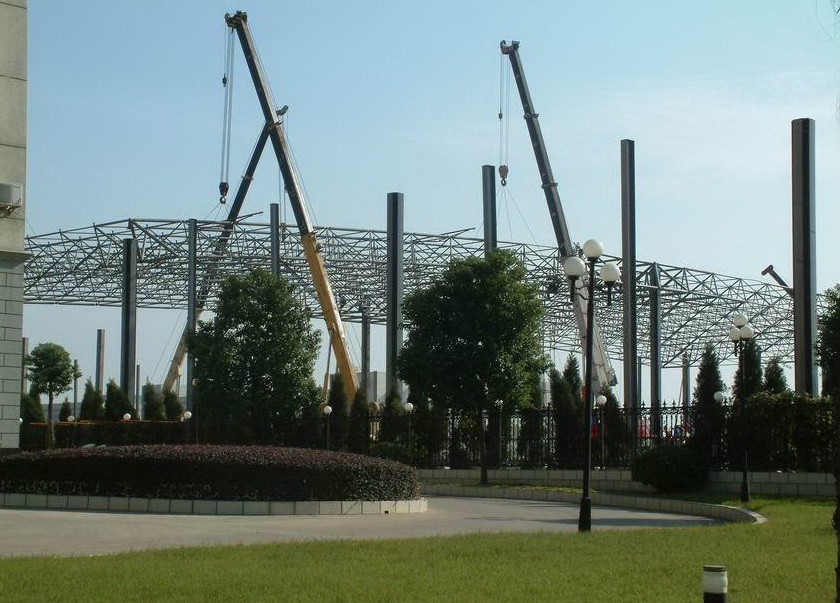 乐陵加油站罩棚网架