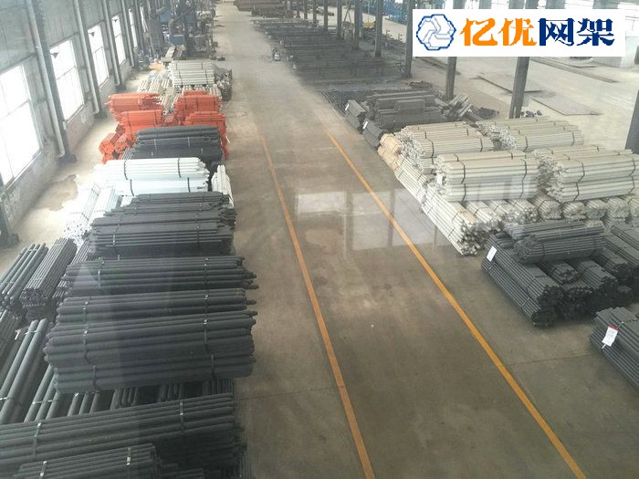 乐陵杆件待发货区